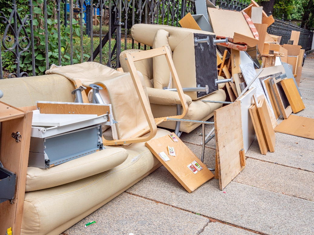 Bulky,Waste,Collection,Waste,Disposal,On,The,Roadside